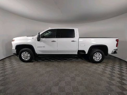 Used 2024 Chevrolet Silverado 2500 LTZ w/ LTZ Plus Package AWD/4WD image 6