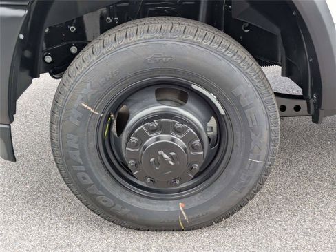 New 2026 RAM 3500 Tradesman AWD/4WD image 12