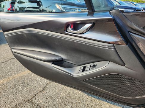 Used 2024 MAZDA MX-5 Miata RF Grand Touring RWD image 23