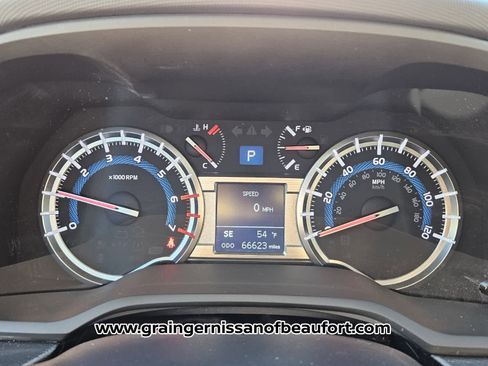 Used 2019 Toyota 4Runner SR5 Premium image 15