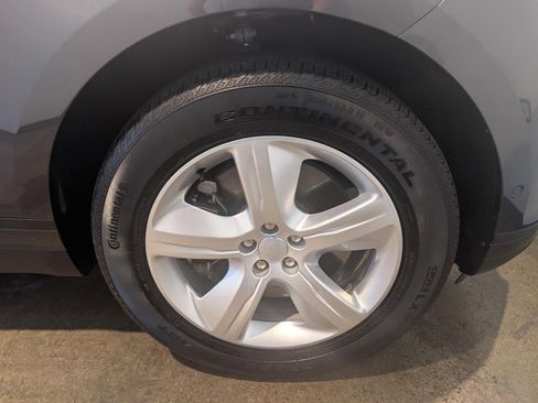 Used 2026 Land Rover Range Rover Velar S image 7