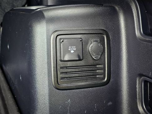 Used 2019 Toyota 4Runner TRD Off-Road Premium AWD/4WD image 36