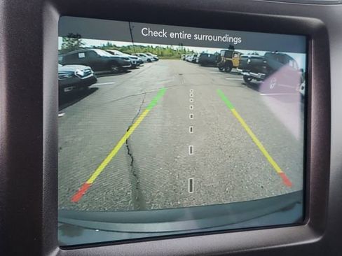 Certified 2022 Jeep Cherokee Trailhawk w/ Trailer Tow Group image 21