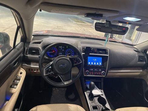 Used 2018 Subaru Outback 3.6R Limited image 14