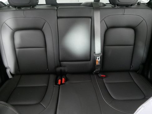 Used 2021 Chevrolet Colorado ZR2 image 13