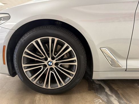 Used 2018 BMW 540i RWD image 4