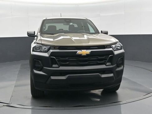 Used 2023 Chevrolet Colorado W/T image 9