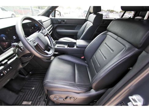 Used 2025 Hyundai Santa Fe Calligraphy AWD/4WD image 12