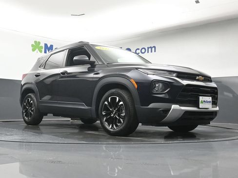 Used 2021 Chevrolet TrailBlazer LT w/ Convenience Package FWD image 25
