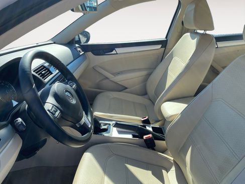 Used 2012 Volkswagen Passat 2.5 SE image 20