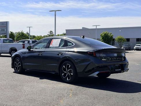 Used 2025 Hyundai Sonata SEL FWD image 23
