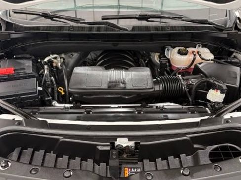 Used 2025 Chevrolet Tahoe High Country AWD/4WD image 10