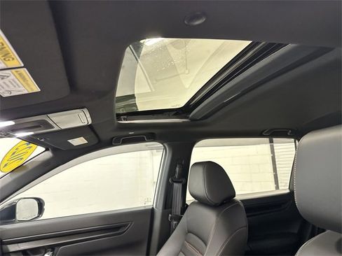 Used 2025 Honda CR-V Sport-L image 33