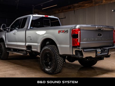 Used 2024 Ford F350 Lariat w/ FX4 Off-Road Package image 7