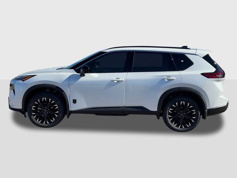 New 2026 Nissan Rogue SV FWD image 2