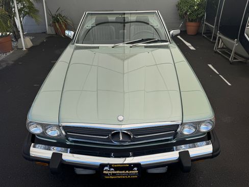 Used 1988 Mercedes-Benz 560 SL image 6