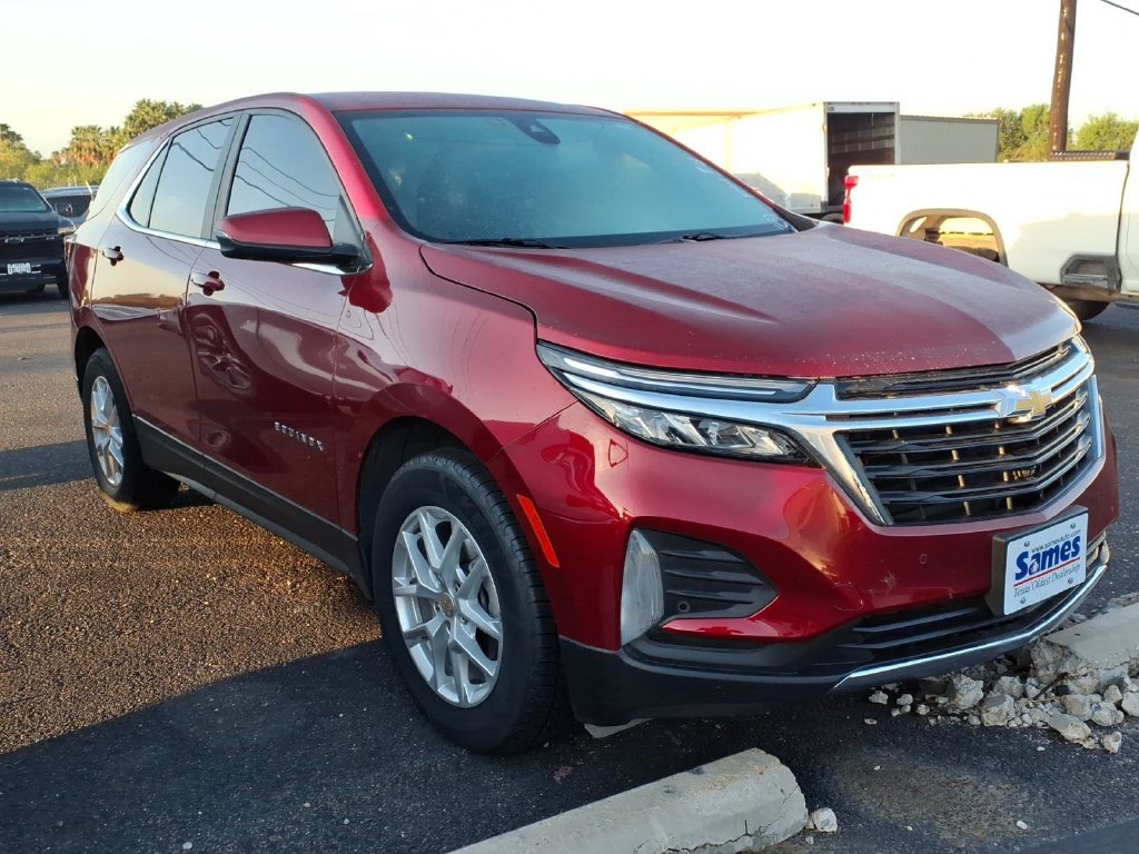 Used 2024 Chevrolet Equinox LT FWD image 1