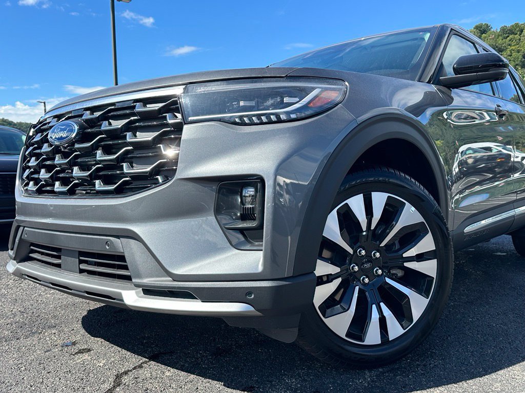 New 2026 Ford Explorer Platinum w/ LUX Leather Package AWD/4WD image 31