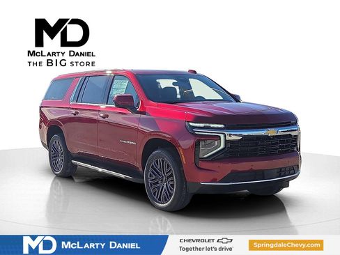 New 2026 Chevrolet Suburban LS image 1