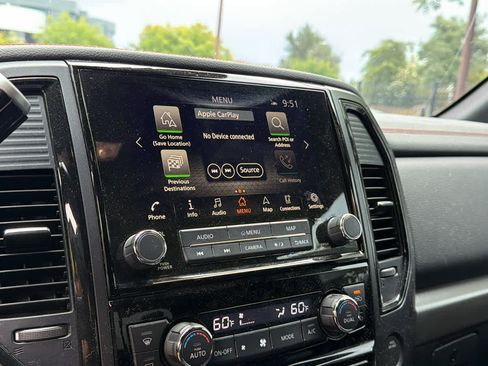 Used 2021 Nissan Titan PRO-4X w/ Pro-4x Convenience Package AWD/4WD image 15