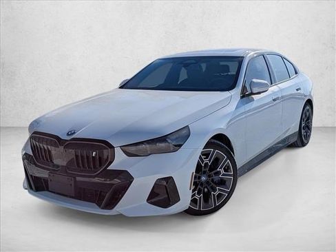 Certified 2025 BMW i5 xDrive40 w/ M Sport Package image 1