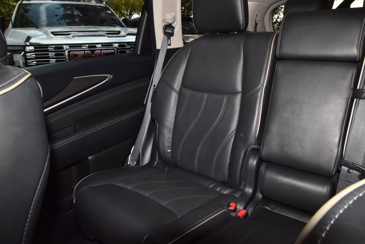 Used 2019 INFINITI QX60 Luxe w/ Essential Package FWD image 20