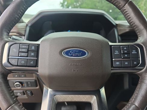 Used 2022 Ford Expedition King Ranch image 19