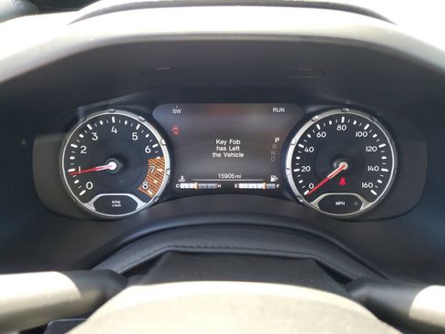 Used 2023 Jeep Renegade Limited AWD/4WD image 10