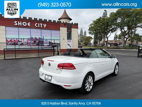 Used 2013 Volkswagen Eos Komfort FWD image 4