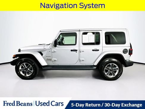Used 2023 Jeep Wrangler Unlimited Sahara w/ LED Lighting Group AWD/4WD image 5