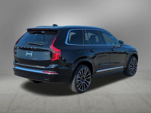 Used 2026 Volvo XC90 B6 Plus w/ Protection Package Premier AWD/4WD image 6