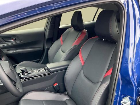 New 2026 Toyota Prius Plug-In Hybrid image 9