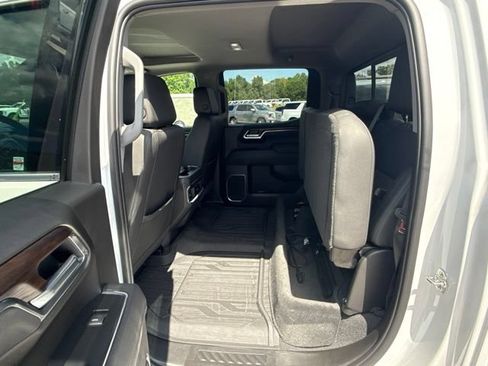 Used 2025 GMC Sierra 1500 SLT w/ SLT Premium Plus Package RWD image 14