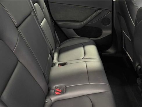 Used 2024 Tesla Model Y Long Range image 15