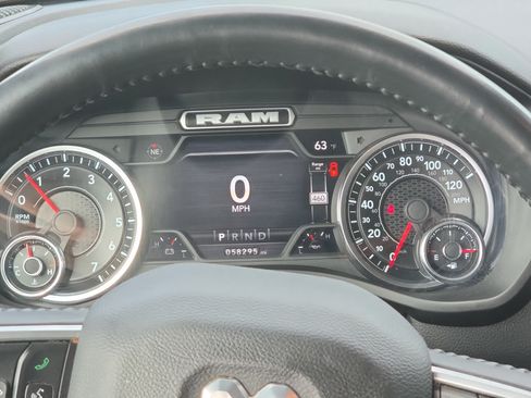 Used 2022 RAM 1500 Big Horn AWD/4WD image 11