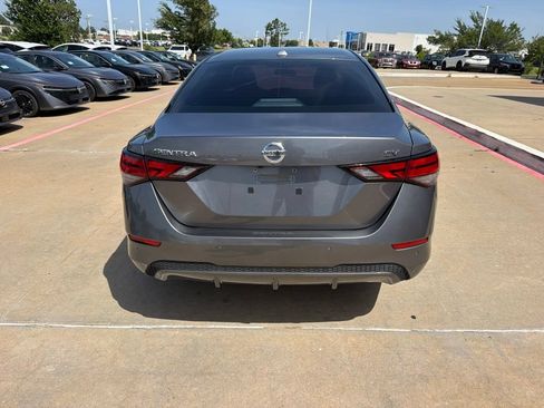 Used 2022 Nissan Sentra SV w/ Trunk Package FWD image 4