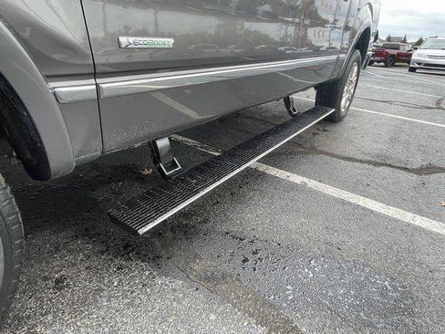 Used 2013 Ford F150 Platinum image 13