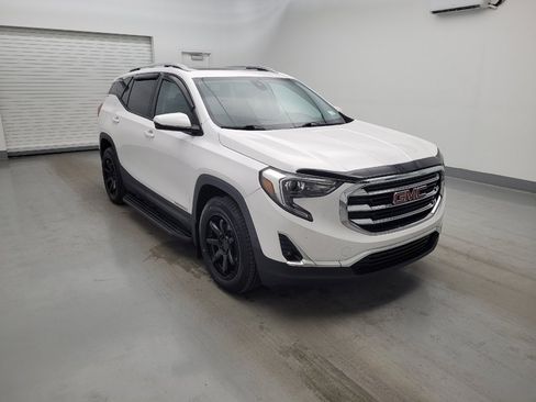Used 2020 GMC Terrain SLT w/ Preferred Package AWD/4WD image 13