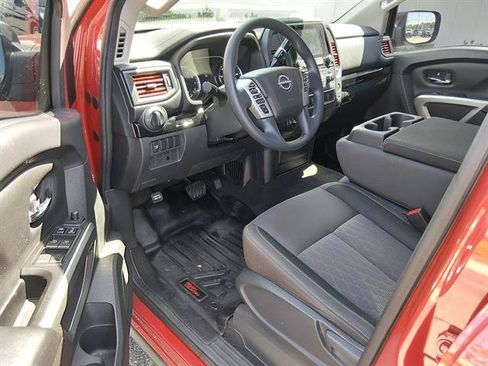 Used 2023 Nissan Titan SV AWD/4WD image 9