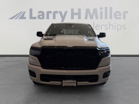 New 2026 RAM 1500 Express AWD/4WD image 8