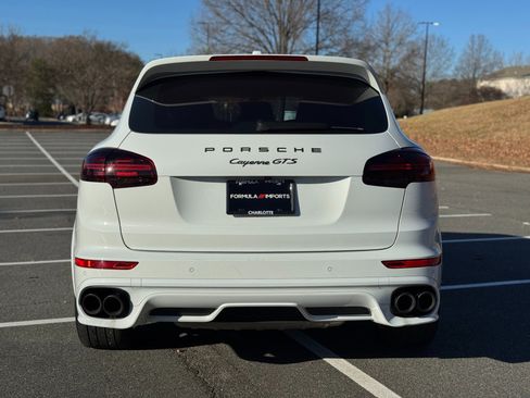 Used 2016 Porsche Cayenne GTS image 10