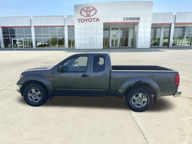 Used 2007 Nissan Frontier SE w/ SE Value Truck Pkg AWD/4WD image 6