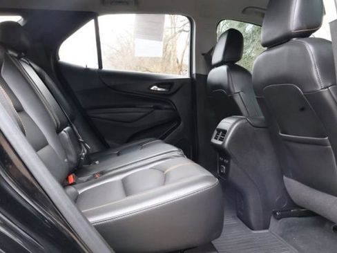 Used 2022 Chevrolet Equinox Premier image 8