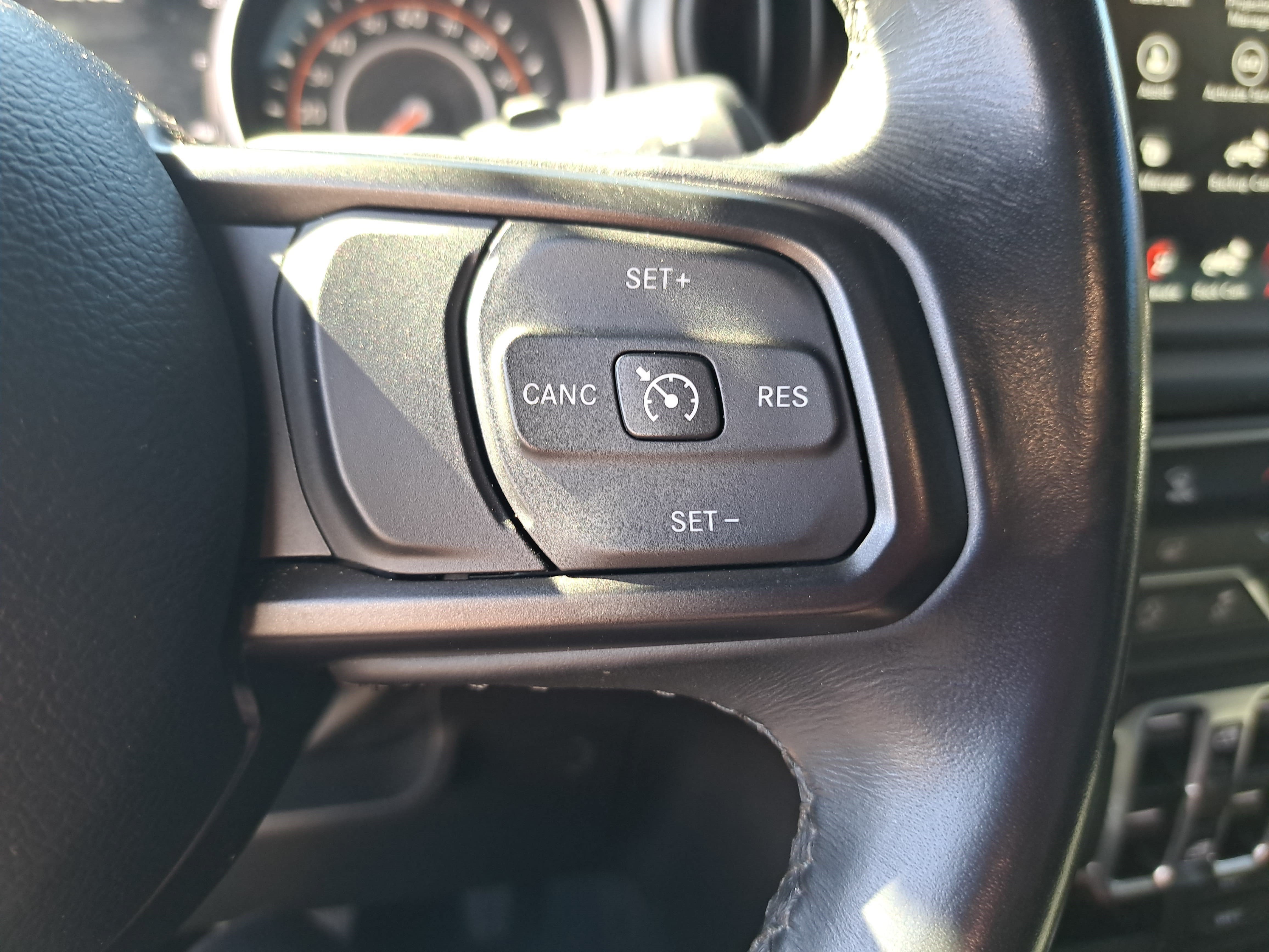 Used 2022 Jeep Wrangler Unlimited Sport AWD/4WD image 17