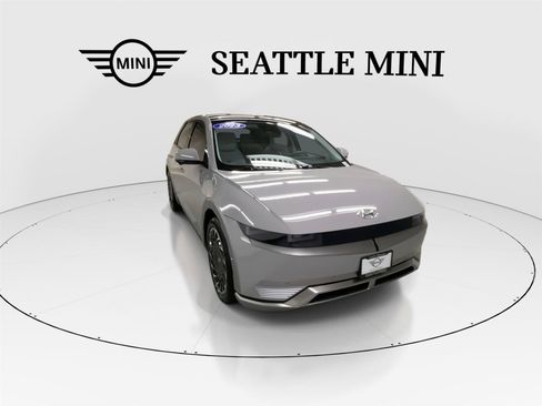 Used 2023 Hyundai Ioniq 5 Limited w/ Cargo Package AWD/4WD image 3