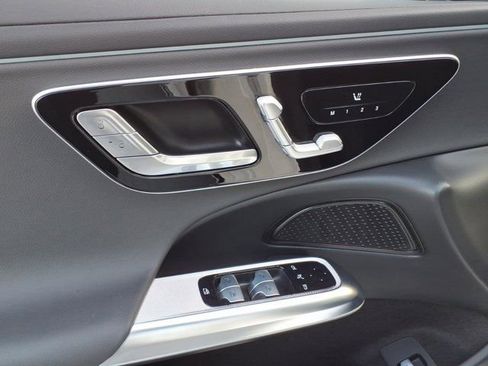Used 2026 Mercedes-Benz E 350 Sedan image 13