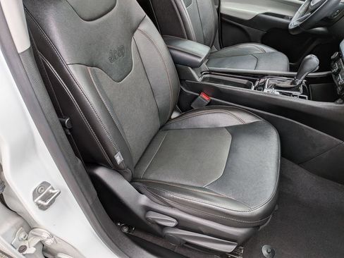 Used 2022 Jeep Compass Limited AWD/4WD image 24