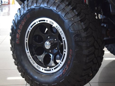 Used 2014 Jeep Wrangler Unlimited Sport w/ Quick Order Package 24S AWD/4WD image 38