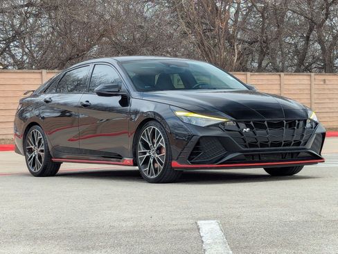 Used 2022 Hyundai Elantra N image 2