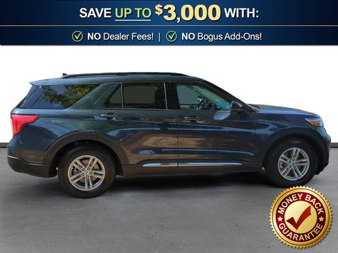 Used 2023 Ford Explorer XLT w/ Equipment Group 202A image 8